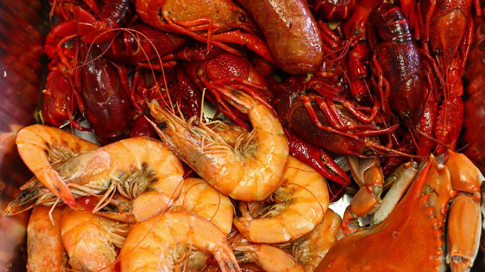 Delicious cajun seafood platter